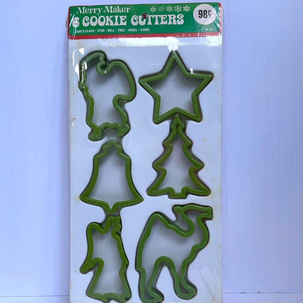 Merry Maker Cookie Cutters Plastic  Holiday Shapes NIP